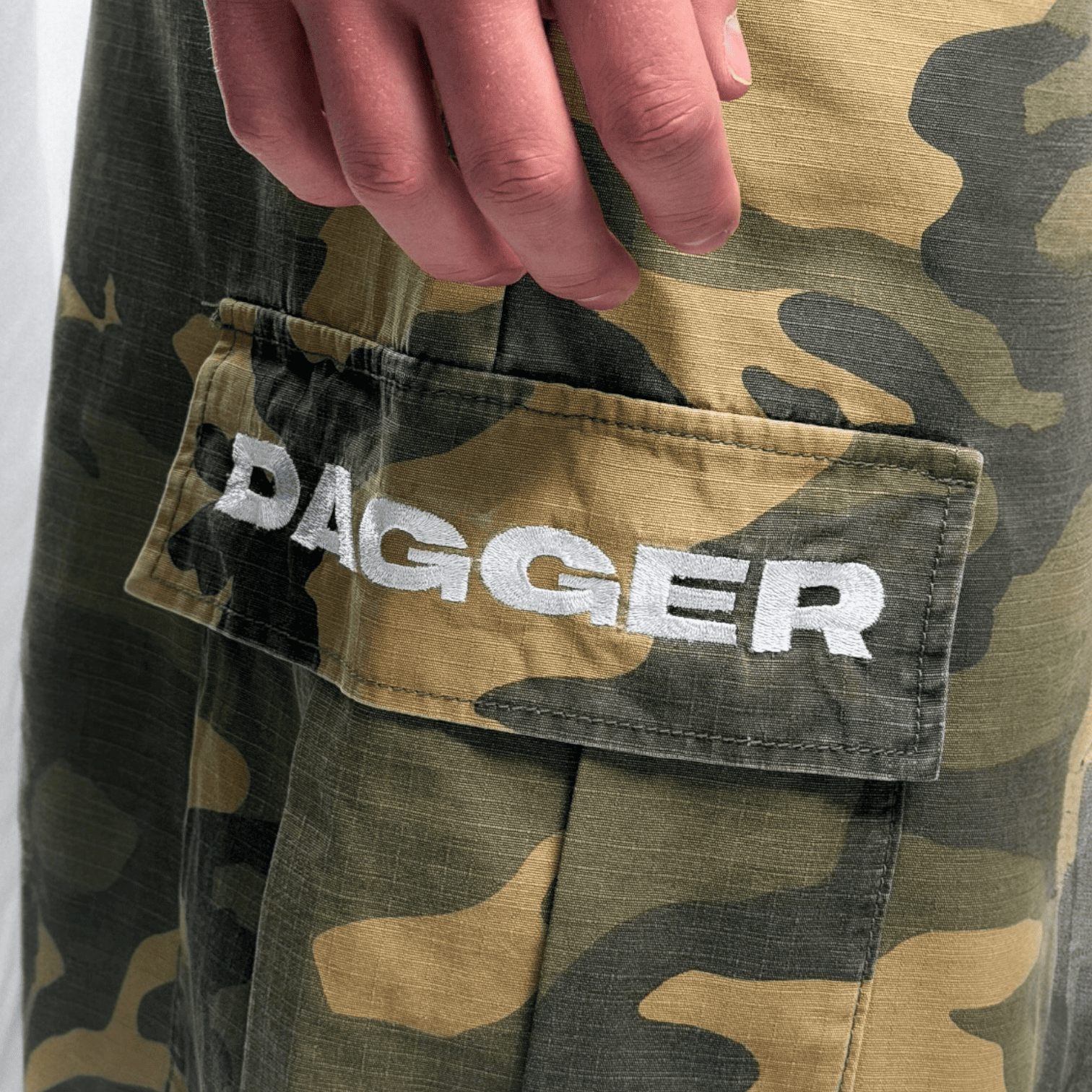 Dagger - BIG Bags Cargo Shorts streetwear dover street market berlin underground baggy
