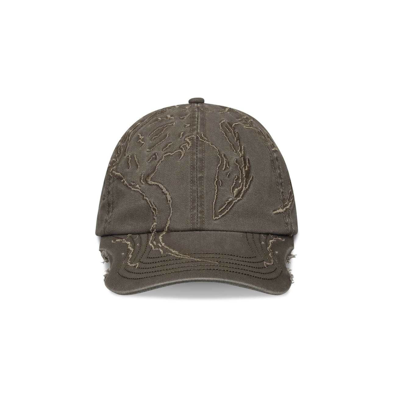 ROA Hiking - Ryli Embriodered 6-Panel Cap Sage Green. Distressed gray baseball cap with an embroidered world map on the front panel and curved brim.