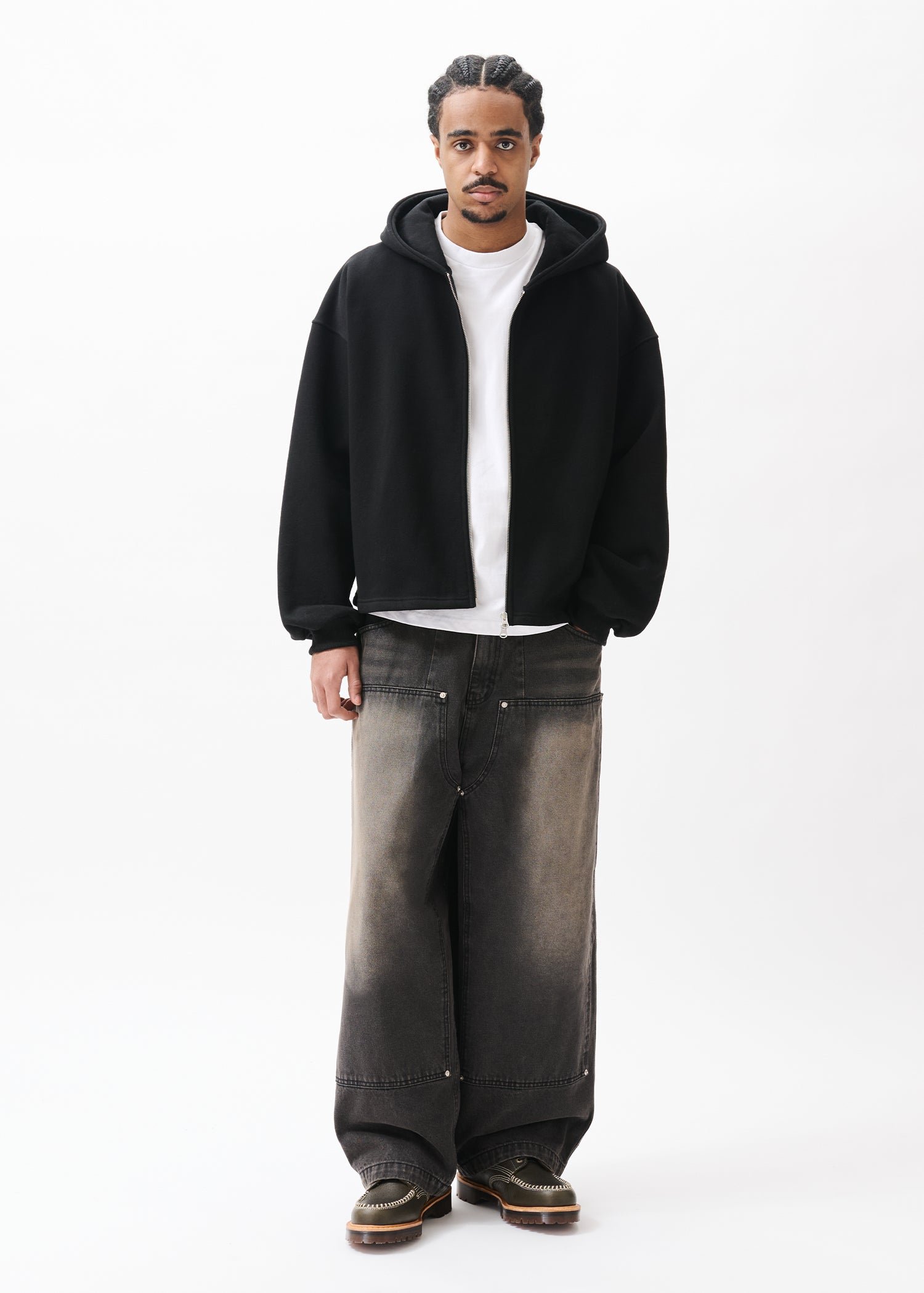 Estudio Niksen - Boxy Zip-up Hoodie Black crop cropped
