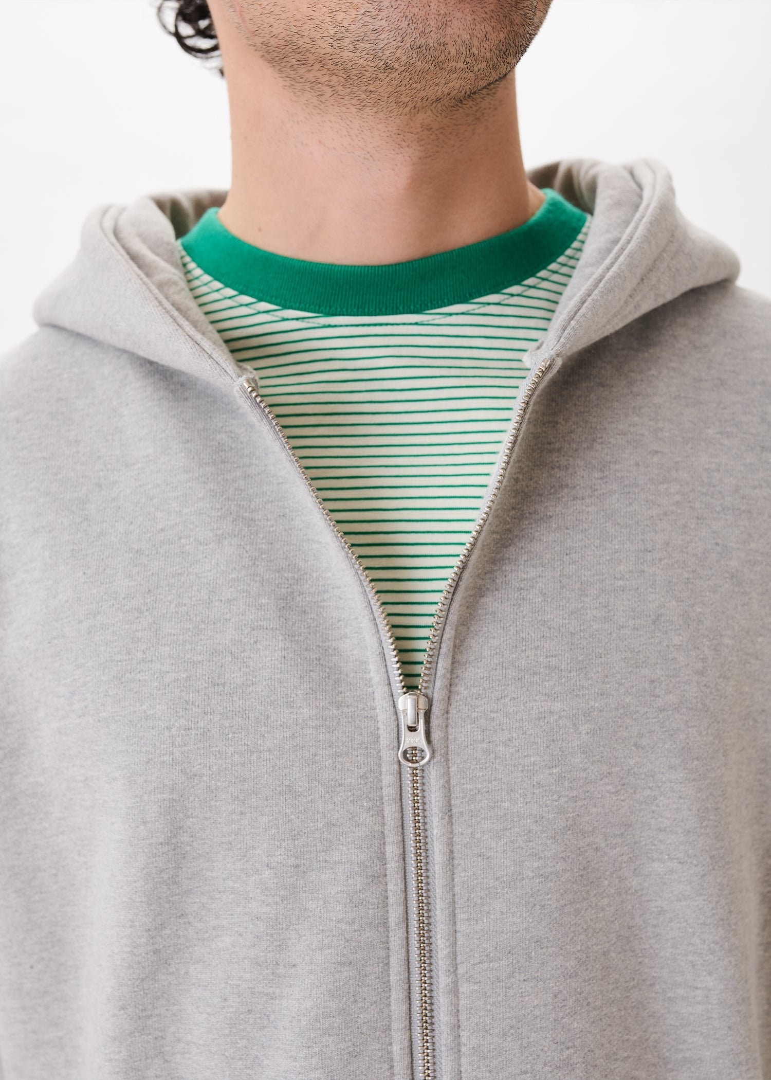 Estudio Niksen - Boxy Zip-up Hoodie Light grey crop cropped